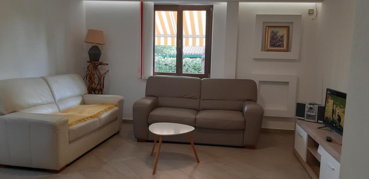Apartman Oliver Новиград Экстерьер фото